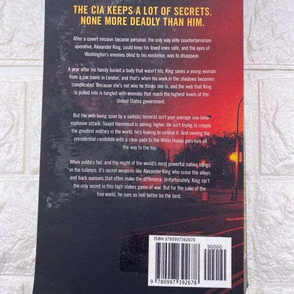 The Secret Weapon By Bradley Wright Paperback Spy Thriller Novel 2020 Book - Picture 2 of 11